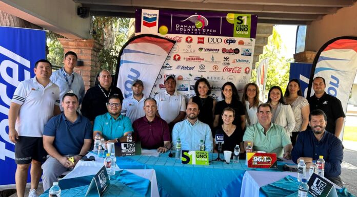 PRESENTAN TORNEO DE TENIS DAMAS OPEN 2024Esta justa contará con la participación de participantes originarias de Sonora, Chihuahua, Monterrey, Guadalajara, Baja California Sur y Sinaloa.