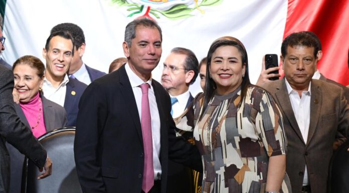 Participa la Diputada Ana Ayala en la recepción del Paquete Económico 2026 en la Cámara de Diputados