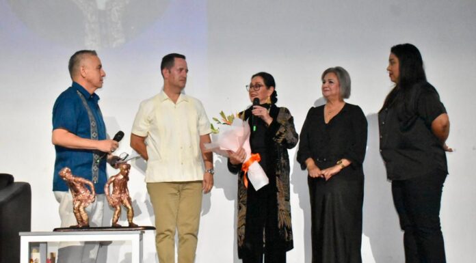 Angélica Aragón inspira a Los Mochis con un emotivo mensaje de resiliencia y orgullo por nuestras raíces