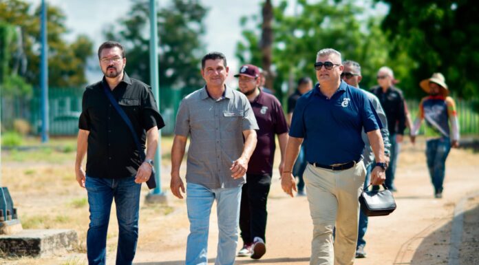 ISDE Y TOMATEROS COORDINAN TRABAJOS PARA ALISTAR CAMPOS DE BÉISBOL DEL CAR