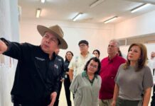 Rectora de Universidad Nacional Rosario Castellanos supervisa el área donde se construye la Unidad Culiacán