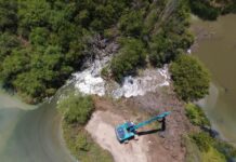 “Se desazolvan en promedio 150 metros lineales diarios del Dren Juárez al sur”: Alcalde Menéndez