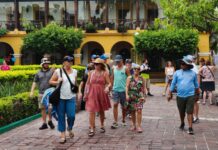 Recibe Mazatlán a más de 3,600 cruceristas este lunes