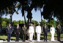 Gobernadora Graciela Domínguez encabeza izamiento por el 216 aniversario del inicio de la Guerra de Independencia
