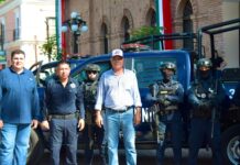 Alcalde Gildardo Leyva Ortega entrega nuevas unidades a Seguridad Pública y Tránsito Municipal