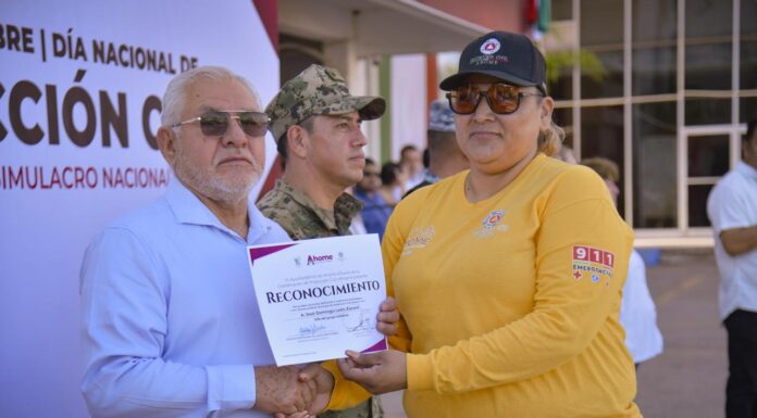 Con Acto Cívico, Bandera a Media Asta y reconocimientos se conmemora Día Nacional de Protección Civil en Ahome