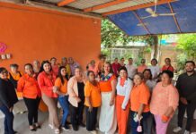 Brindan atención médica y taller de lengua materna a mujeres indígenas Yoreme-Mayo de Juan José Ríos por el Día Naranja
